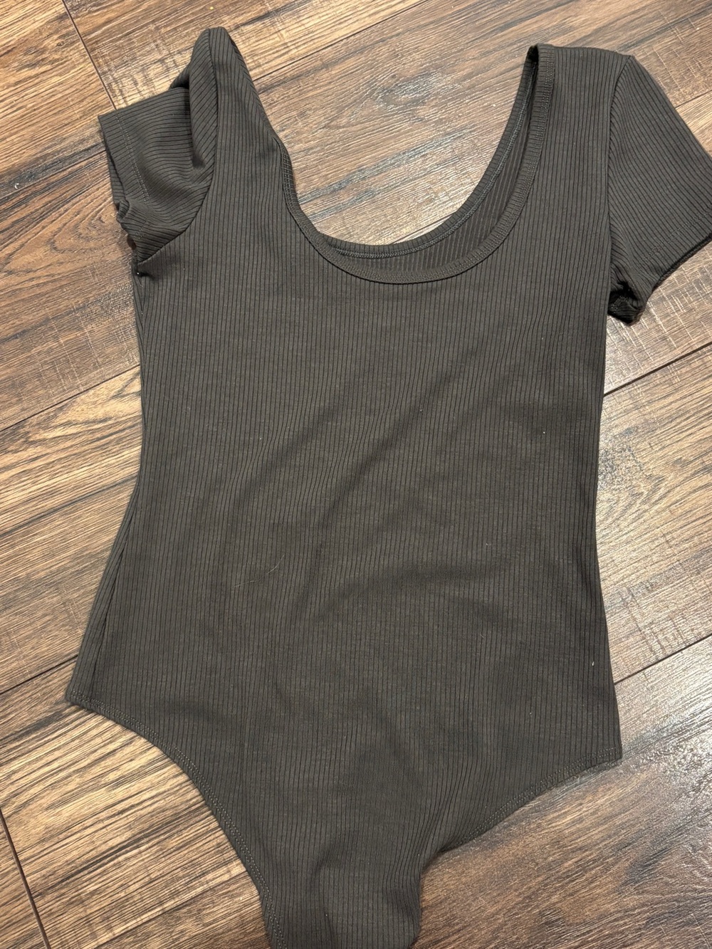 American Eagle Ribbed Scoop Neck Grey Bodysuit - Women